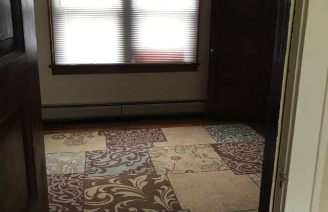 Available soon! Call Stephanie at 307-389-7881 photos photos