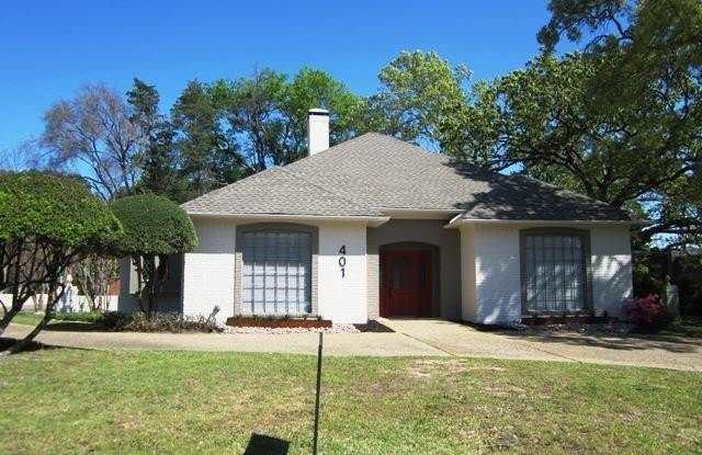 401 Woodland Hills photos photos