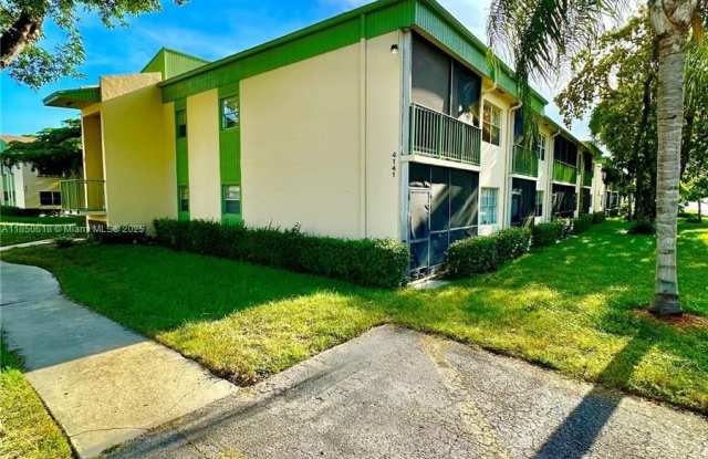 4141 NW 90th Ave photos photos