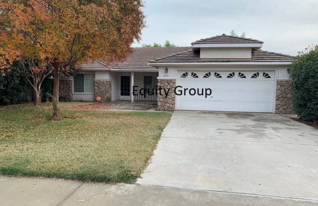 4121 E. Iris Avenue - 4121 East Iris Avenue, Visalia, CA 93292