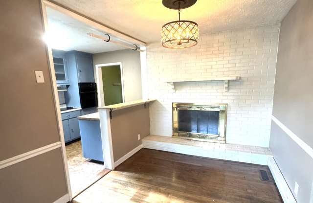 8709 Avalon Drive Gallery 4