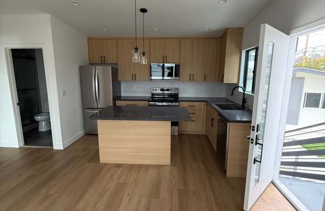 105 El Portal new units photos photos