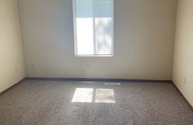 108 Olive Gallery 4