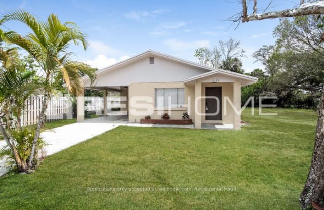 2255 Pelham Street photos photos