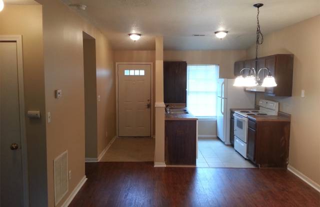 2613 Stewart Drive - C photos photos