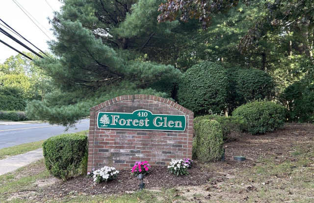 410 Emmett Street - 410 Emmett Street, Bristol, CT 06010