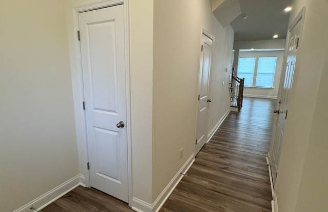 Fort Mill 3 bedroom townhome available for immediate move in! photos photos