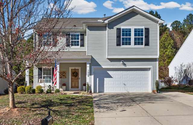 Discover this stunning 3-bedroom, 2.5-bathroom home where design and comfort meet in Mill Creek Falls of Clover. - 1668 Beleek Ridge Lane, York County, SC 29710