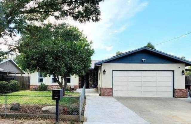 2400 East Orangeburg Avenue photos photos