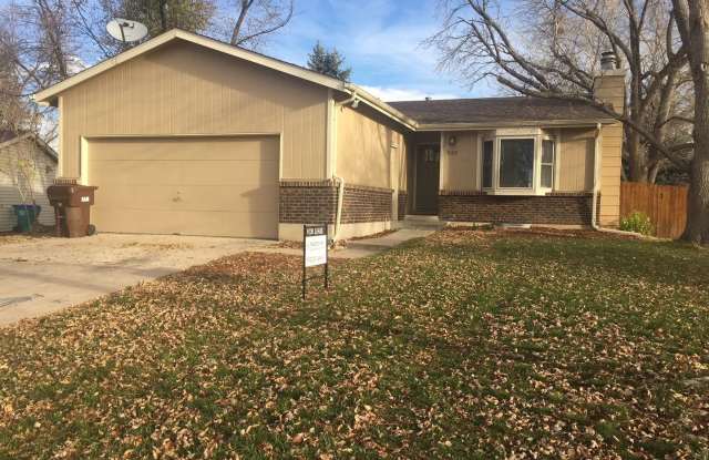 930 Mansfield Dr - 930 Mansfield Drive, Fort Collins, CO 80525