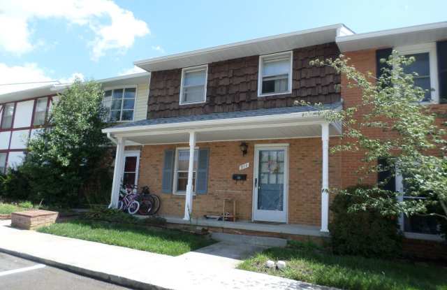 3 Bedroom 1 full and 2 Half Bath Townhouse photos photos