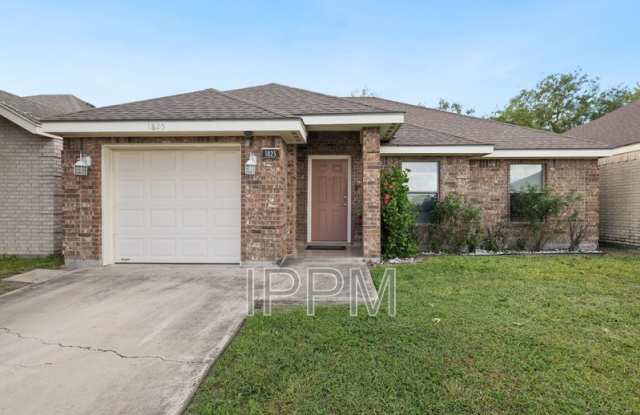 1825 Treasure Oaks photos photos