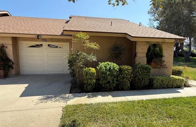 Updated Home in Leisure Village on the Perimeter photos photos