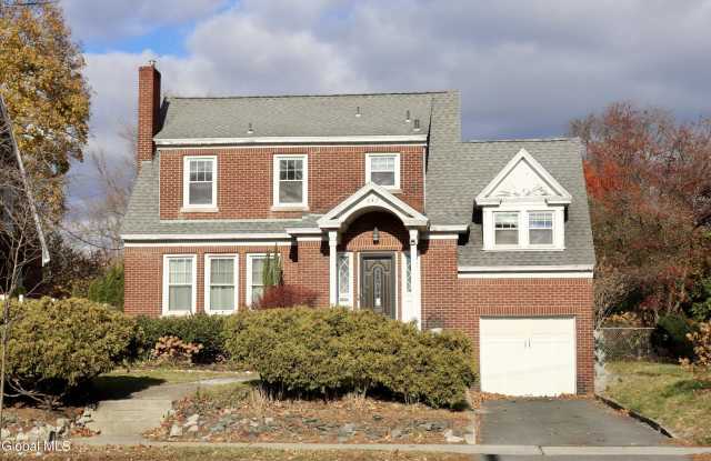 647 New Scotland Avenue - 647 New Scotland Avenue, Albany, NY 12208