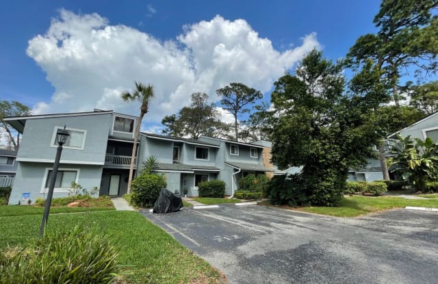 710 Raymond Cir. - 710 Raymond Circle, Altamonte Springs, FL 32714