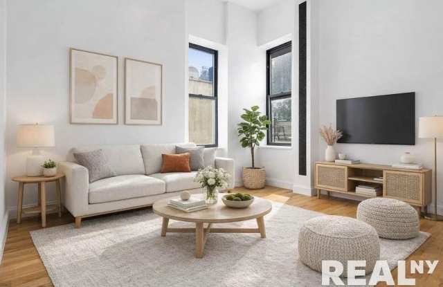 284 Mulberry Street photos photos