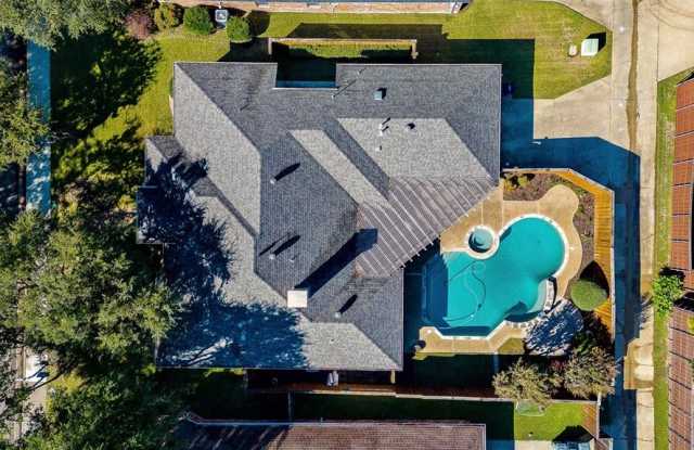 17905 Carrollwood Drive Gallery 4