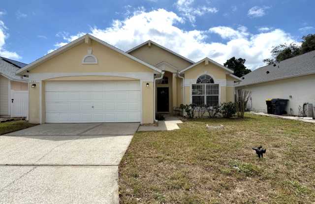 Move-In Ready! Fully Fenced! Pool Maintenance Included! Energy Efficient with Solar Panels! Four Corners Area! Gallery 1