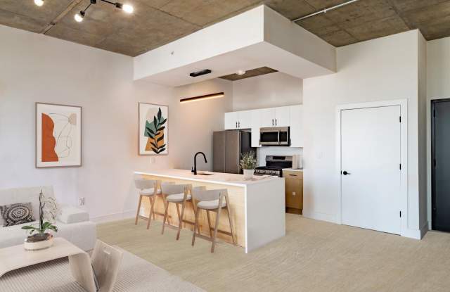 Corner 2nd Gallery 2