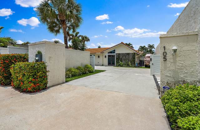 105 W Tarpon Lane Gallery 4