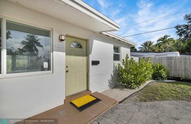 4106 NW 12th Ter photos photos
