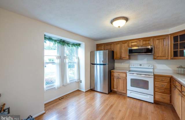 7510 SUMMER BLOSSOM Lane SW Gallery 3