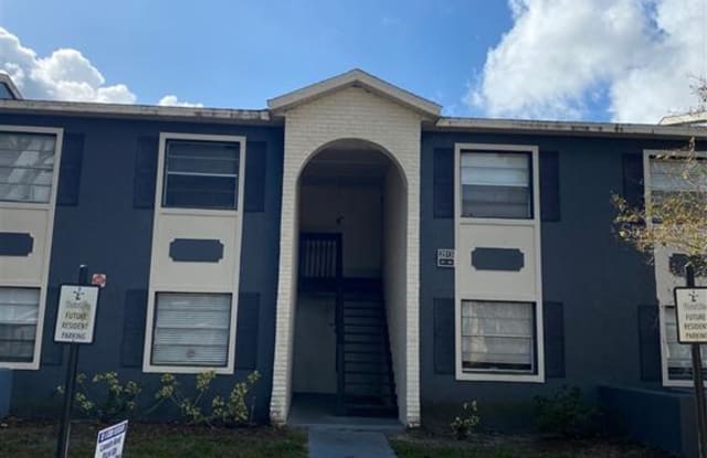 2513 N ALAFAYA TRAIL - 2513 Alafaya Trail, University, FL 32826