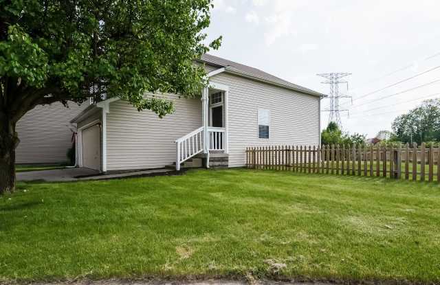 4836 Ossington Court Gallery 4