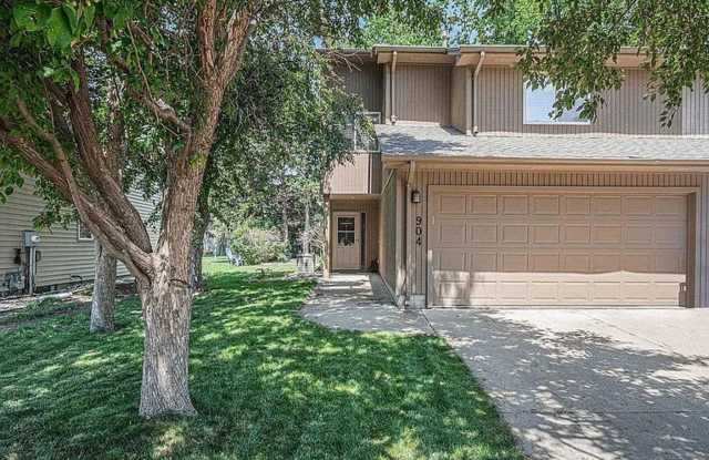 Charming 3‑Bedroom Twin Home — 904 E Jane Ln, Sioux Falls photos photos