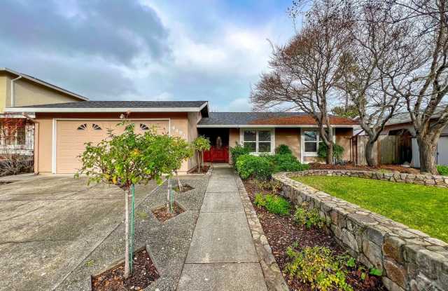 Charming North Napa Home - 4492 Jefferson Street, Napa, CA 94558
