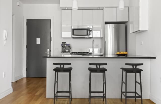 553 West 53rd St. photos photos