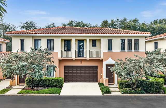 2414 Venetian Way photos photos