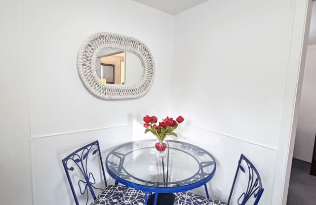 7226 Lakeview Drive - 2 photos photos