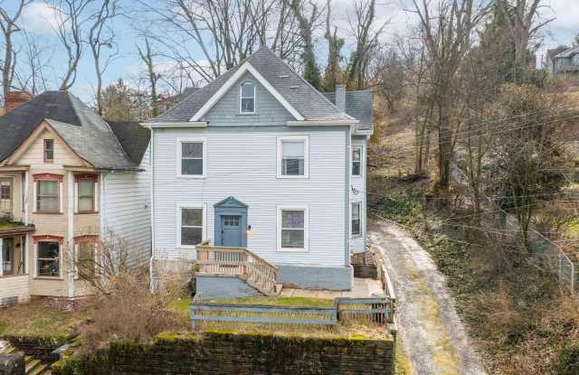 208 Logan Avenue photos photos