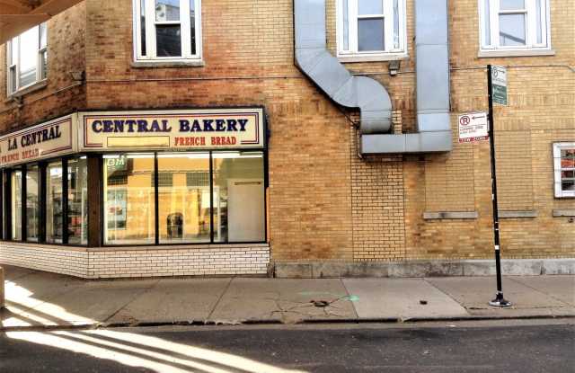 2811 West Lyndale Avenue - 2811 W Lyndale St, Chicago, IL 60647