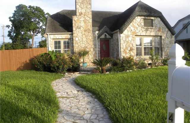 401 Cole St - 401 Cole Street, Hays County, TX 78737
