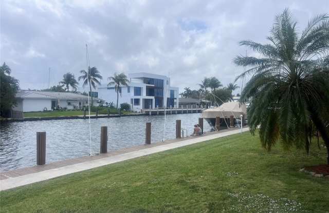 2850 NE 30th Street unit: 1 photos photos