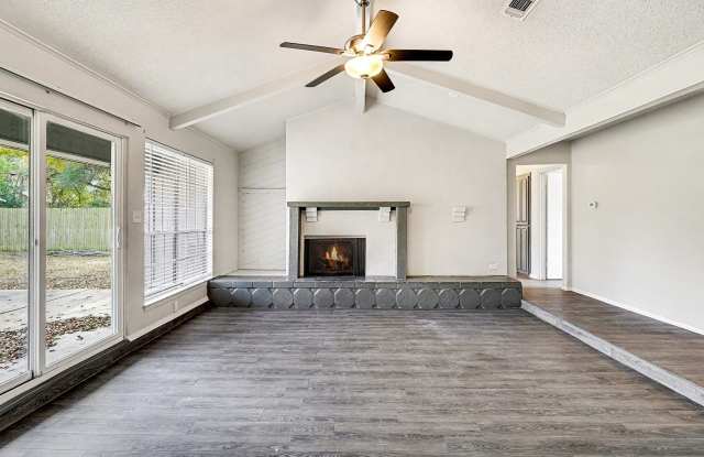 2705 Warren Lane - 2705 Warren Lane, Fort Worth, TX 76112 2705 Warren Lane - 2705 Warren Lane, Fort Worth, TX 76112