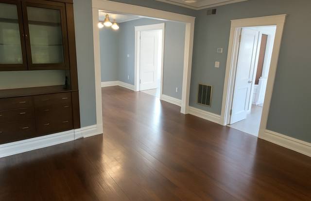 212 W 39th St photos photos