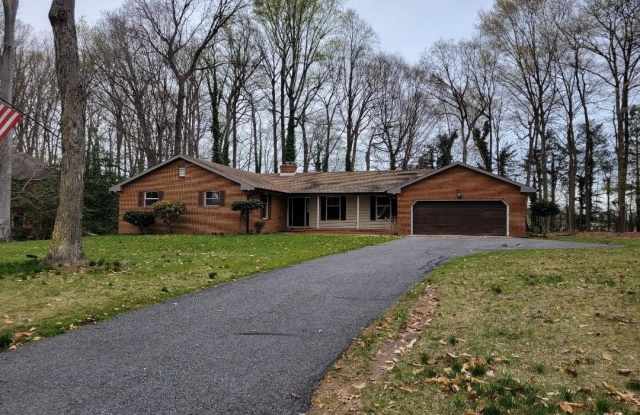 5 CROSSLEY DRIVE photos photos