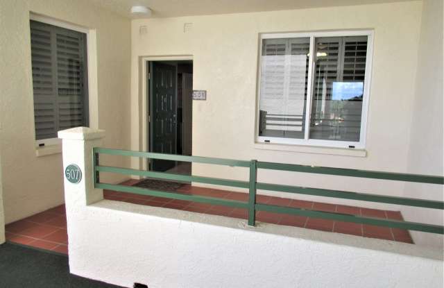 4717 Dolphin Cay Lane, S #507 Gallery 3