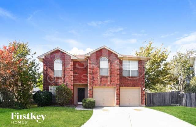 5704 Creekhollow Drive - 5704 Creekhollow Drive, Arlington, TX 76018