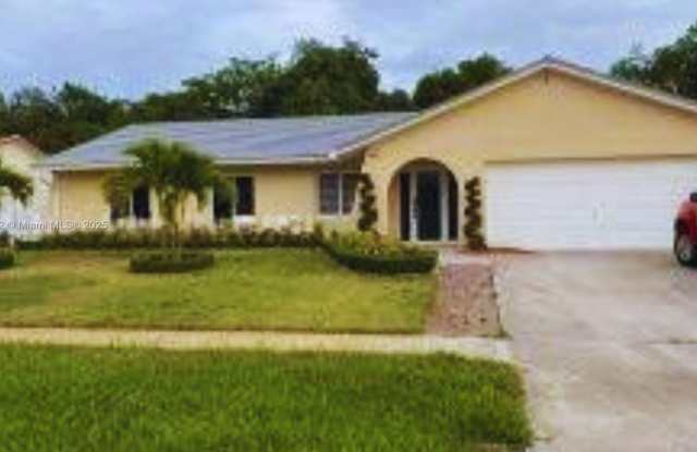 5352 S Rose Marie Ave S photos photos