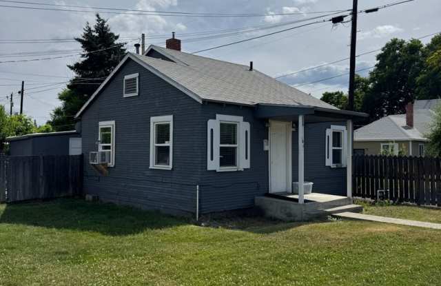 2bd/1ba House Near Davis High School! photos photos