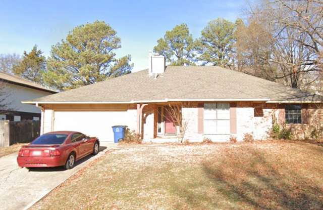 Check out this 4 bedroom 3 bath brick home in Tulsa photos photos