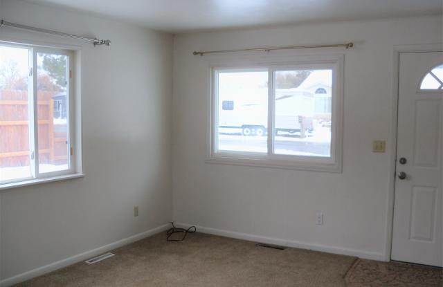 711 Starlight Dr photos photos