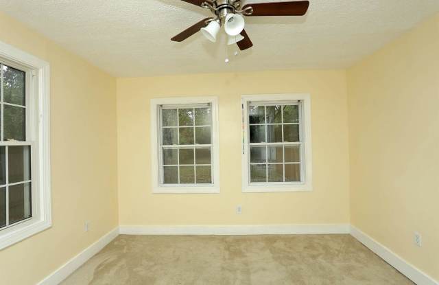 Now Pre-Leasing for 2027-28 School Year! Gallery 4