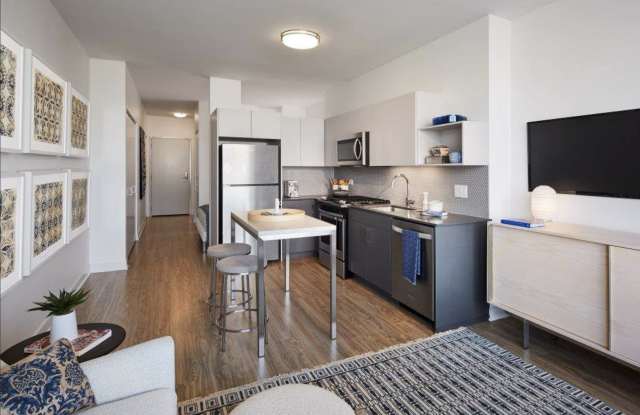 701 S Wells St - 701 South Wells Street, Chicago, IL 60607