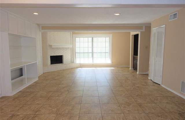 6524 Chicory Court Gallery 2