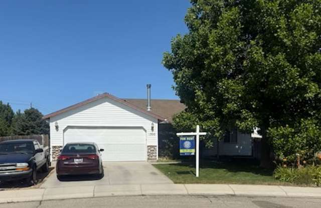 Nampa, 3Bd/2Bth/2Car, 1400Sqft, Bonus Rm, R.V. Parking, photos photos